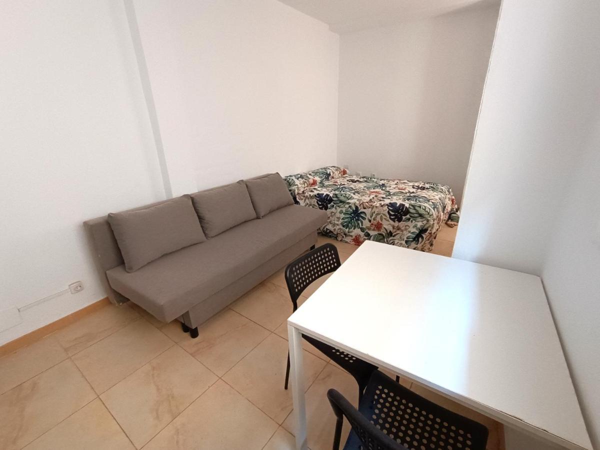 Apartamentos Duende Malaga Exterior photo